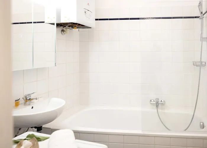 Hideaway Wahring Apartament *